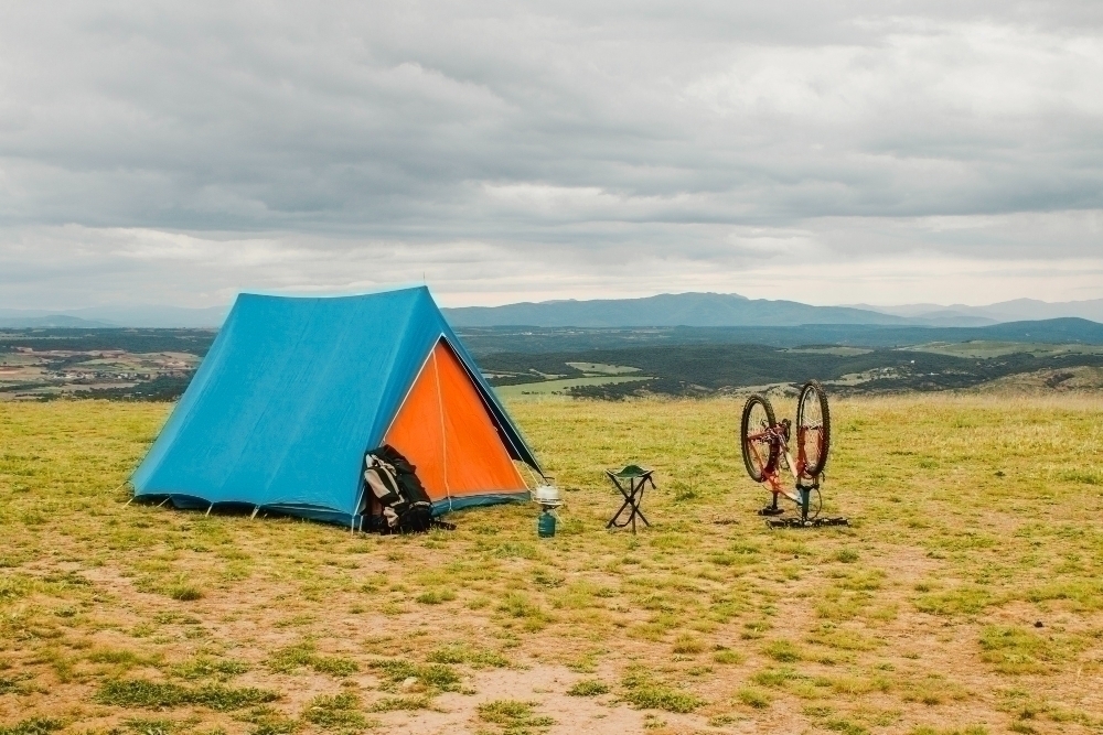 Campingtaelt i vacker miljoe
